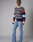 Be unforgettable in the modern 'Light Vintage Wash' Chelsea Bootcut.