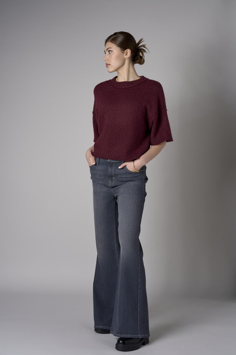 Add a pop of color to your look with the 'Black Denim' Bond Wide Leg.