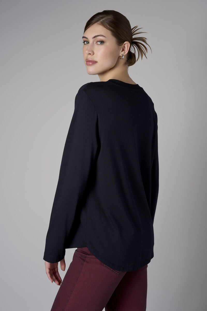Upgrade your collection with the refreshing 'Black' Beth Long Sleeve T-Shirt.