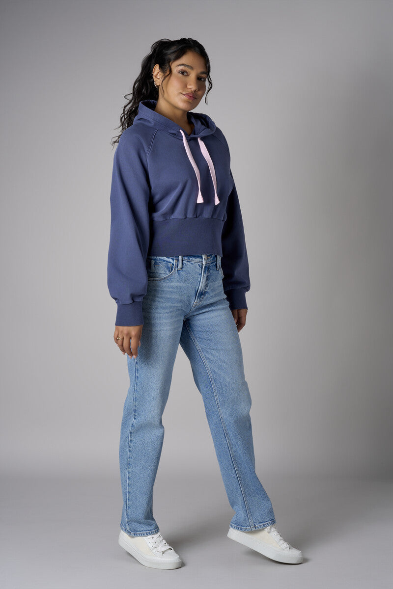 Go bold with the 'Navy' Cropped Hoodie Sweatshirt, designed for standout style.