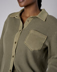 A stunning twist: the 'Light Olive' Camden Shirt brings freshness to your style.