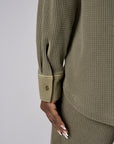 A stunning twist: the 'Light Olive' Camden Shirt brings freshness to your style.