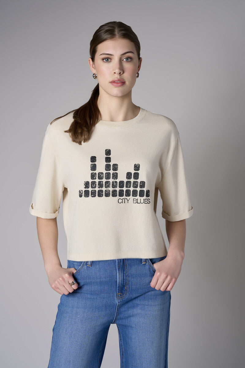 Bring your style to life with the 'Bone White' Coram Graphic T-Shirt – perfect for any occasion.