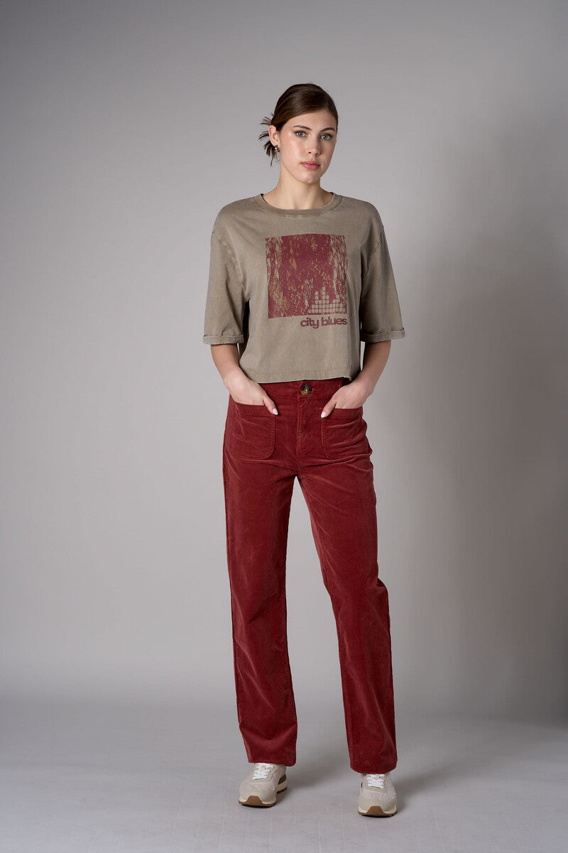 Bring your style to life with the 'Light Olive' Coram Graphic T-Shirt – perfect for any occasion.