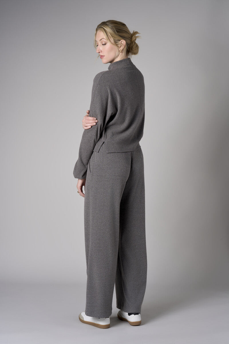 Love your look in the refreshing 'Gray' Funnel Neck Top.