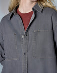 Be unforgettable in the versatile 'Gray' Gramercy Denim Shirt.