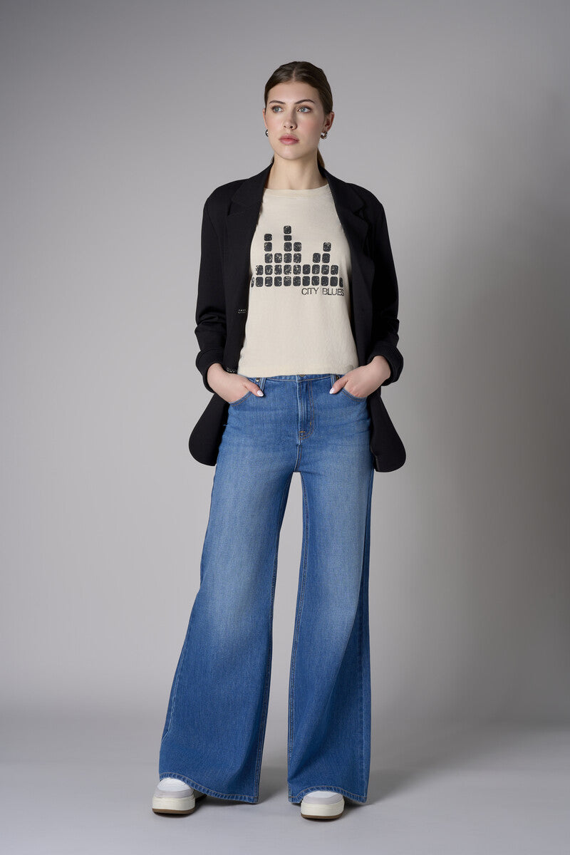 Embrace the beauty of 'Black' in our signature Ribbed Blazer.