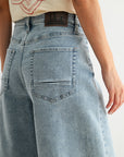 15" Relaxed Short Light Antique Wash