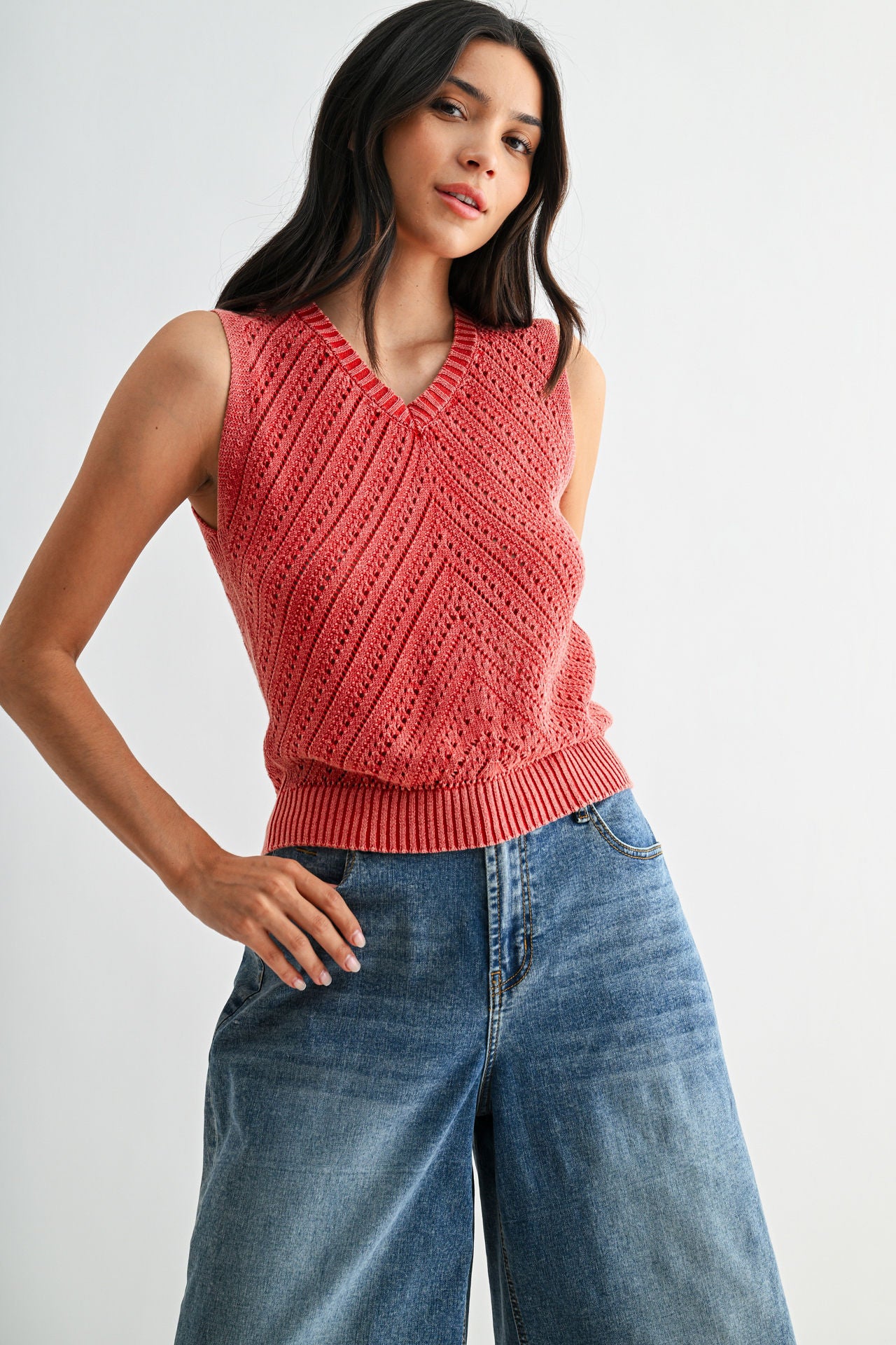 Sleeveless Acid Wash Crochet Top Red