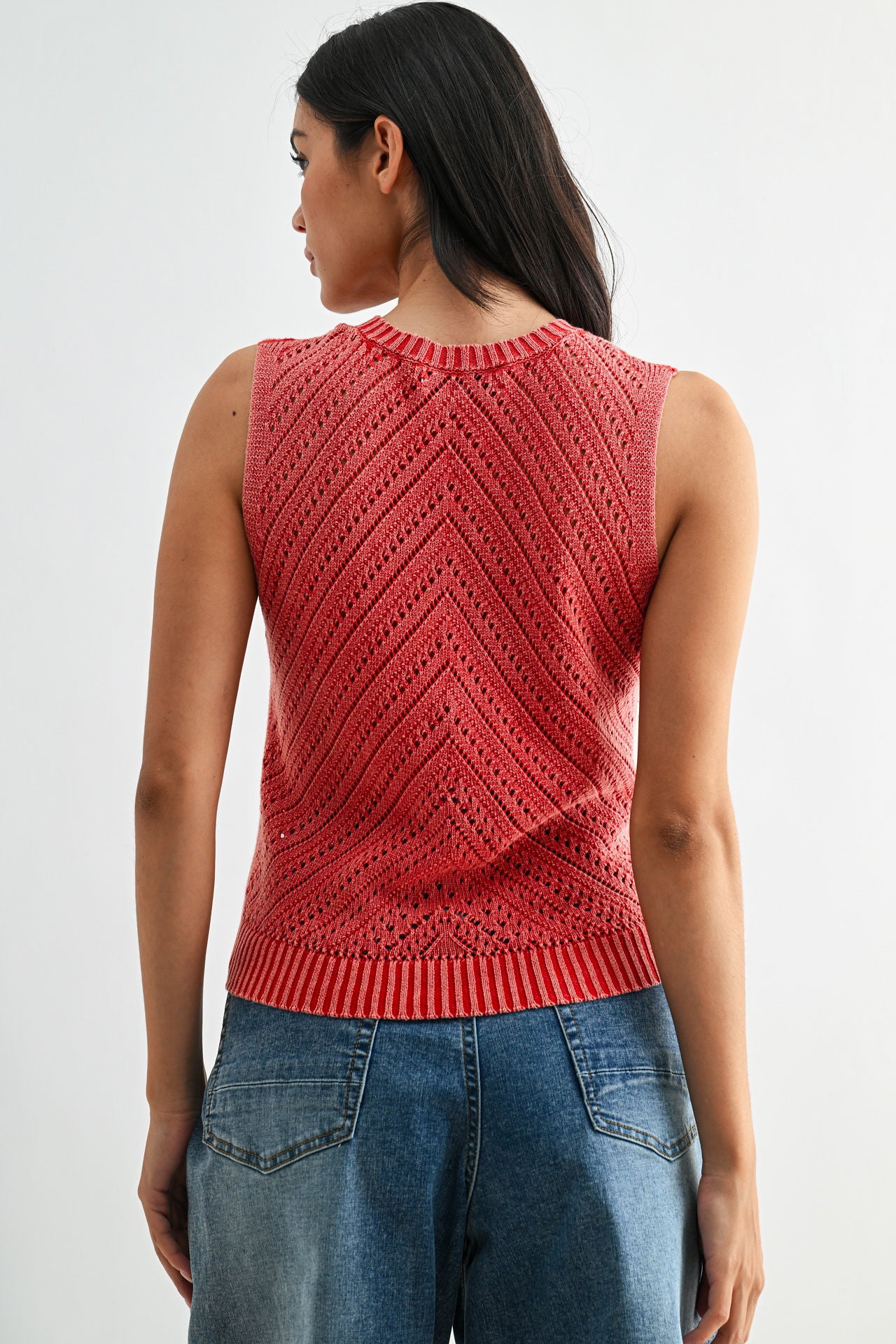Sleeveless Acid Wash Crochet Top Red