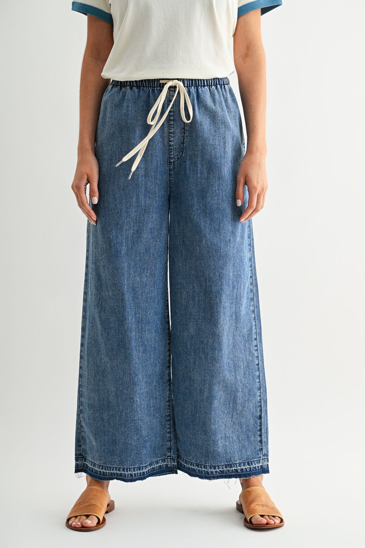 Pull On Lounge Crop Pant Vintage Wash