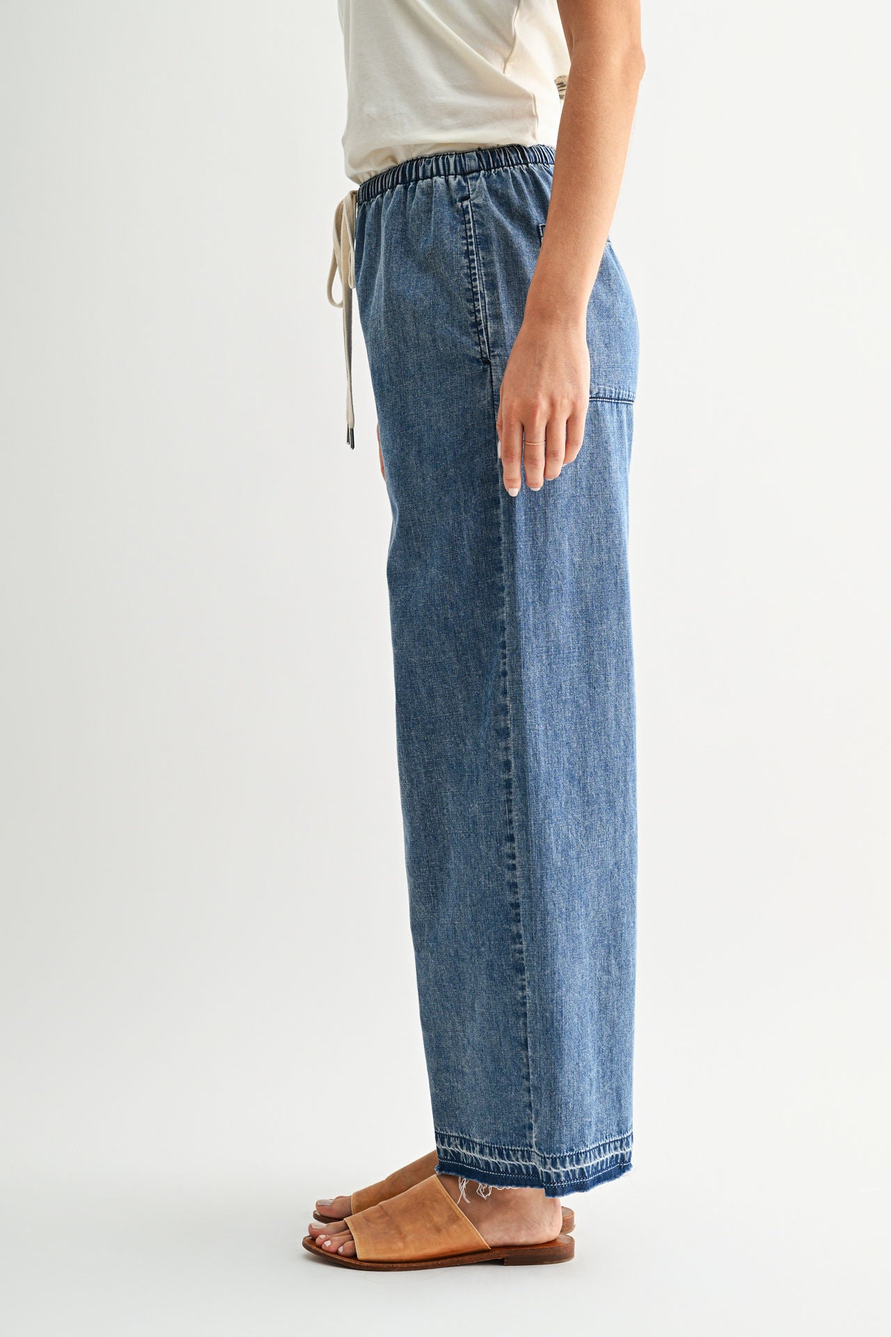 Pull On Lounge Crop Pant Vintage Wash