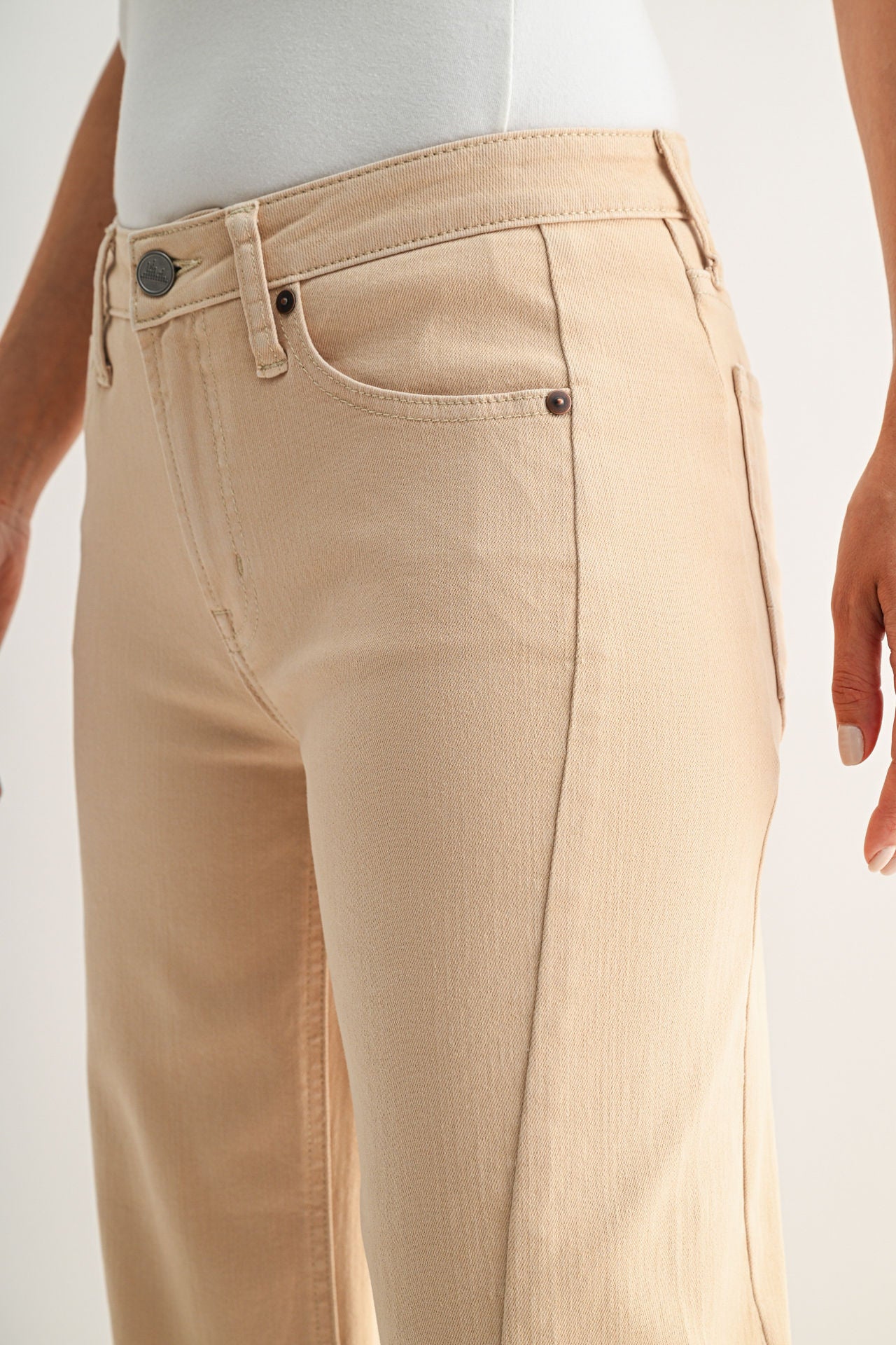 Ecru Forward Seam Cropped Colored Jean