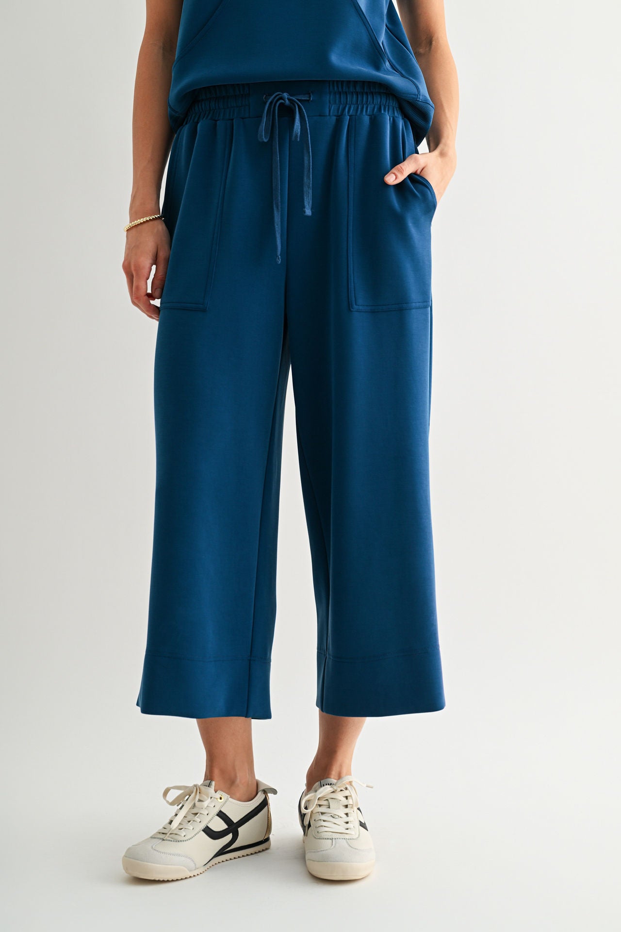 Blue Opal Cropped Pant