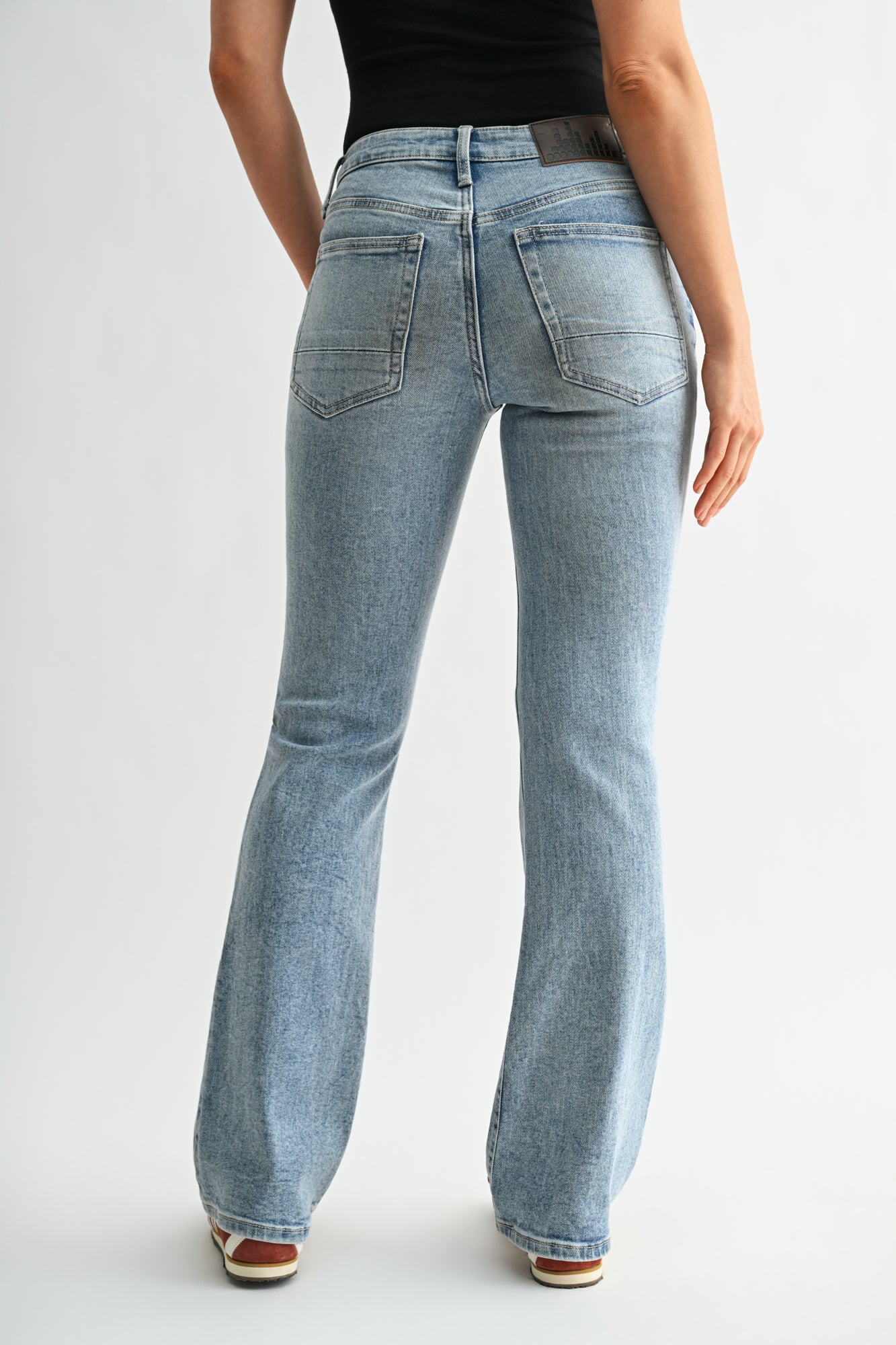 Light Vintage Wash Chelsea Bootcut