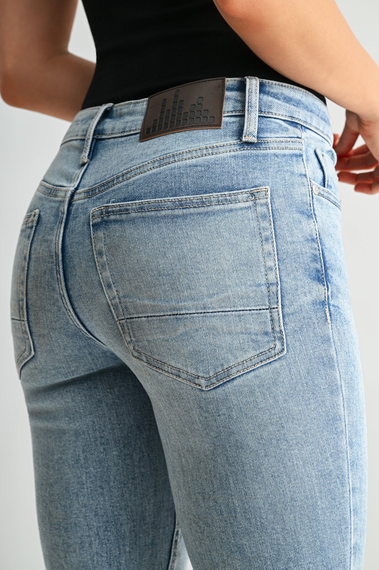 Light Vintage Wash Chelsea Bootcut