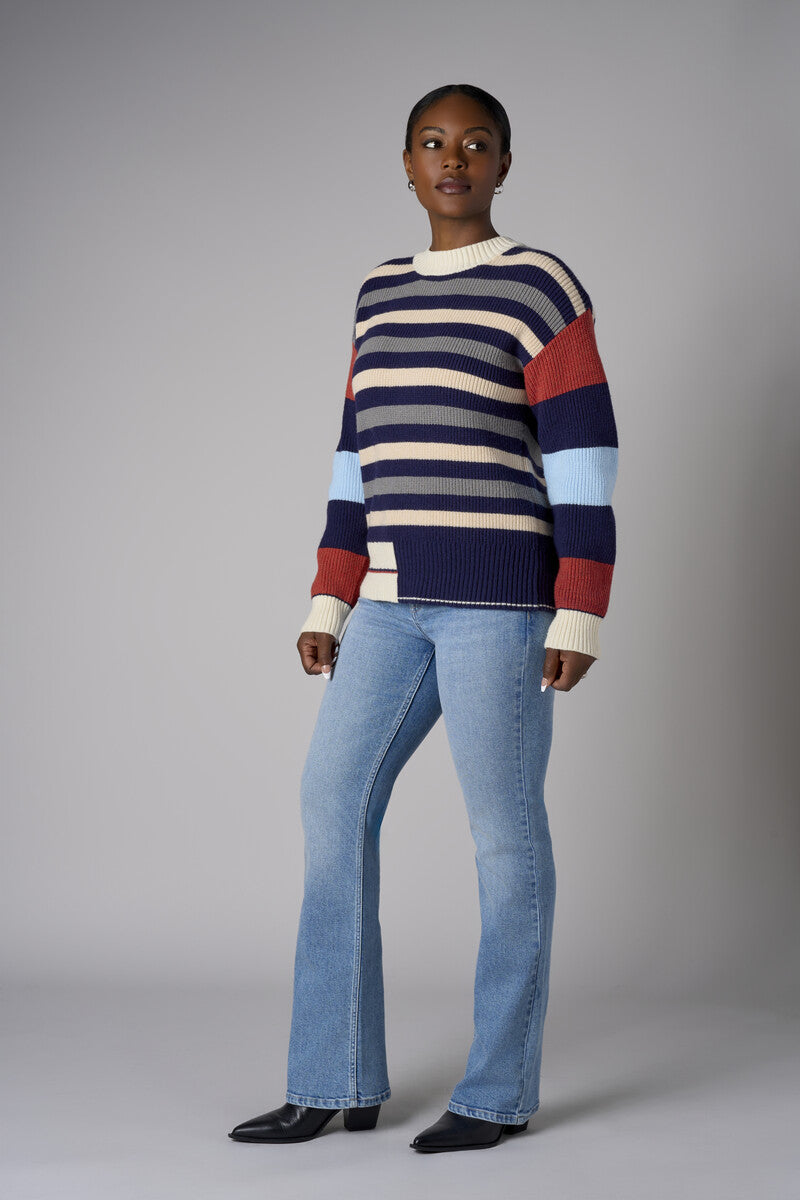 Be unforgettable in the modern 'Light Vintage Wash' Chelsea Bootcut.