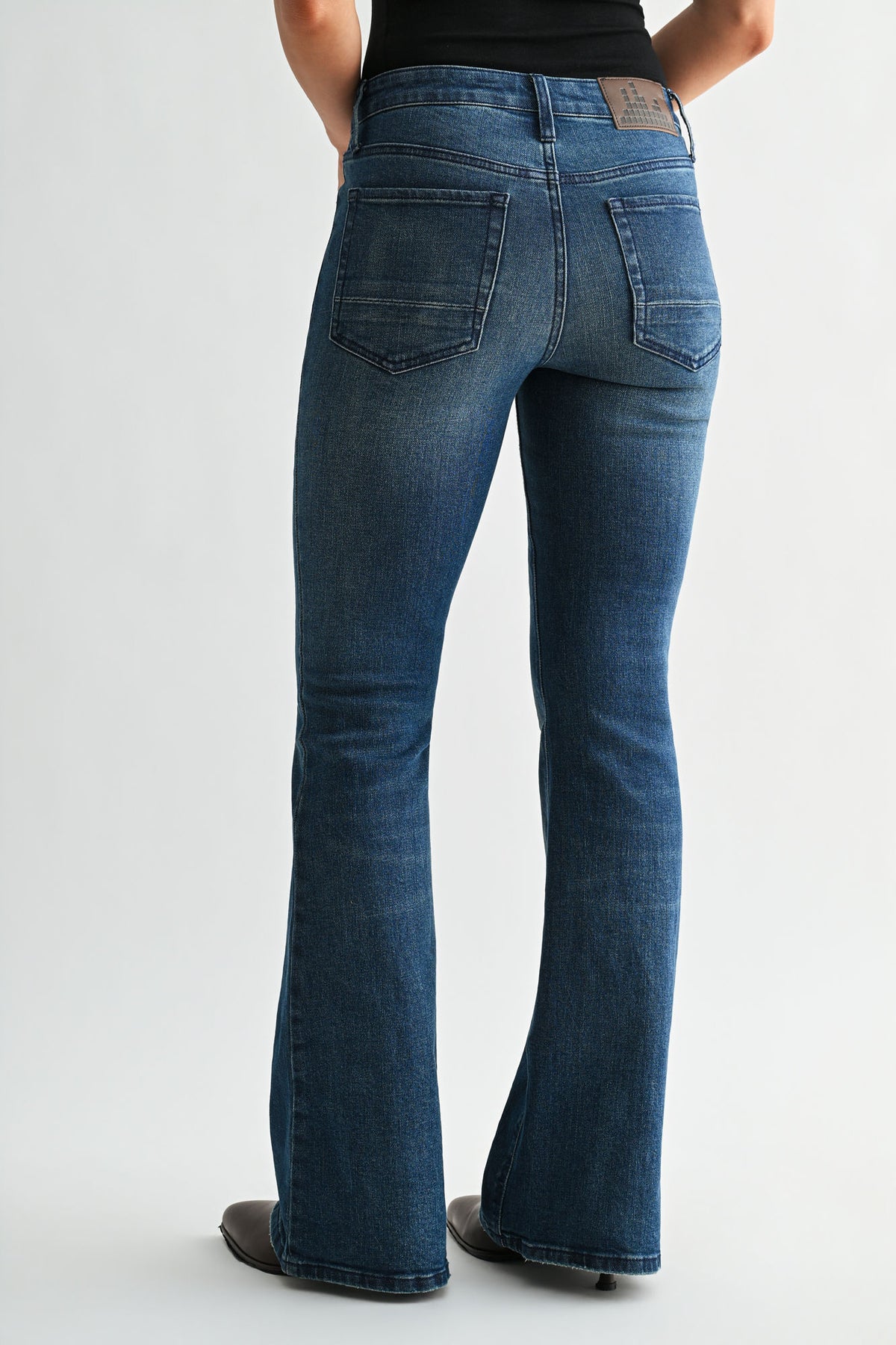Dark Whisker Wash Eiffel Flare Leg 