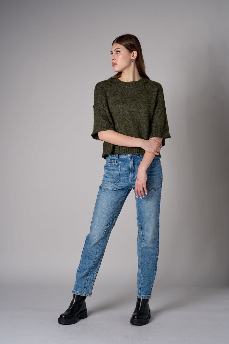 Patch Pocket Tapered Jean in Indigo
