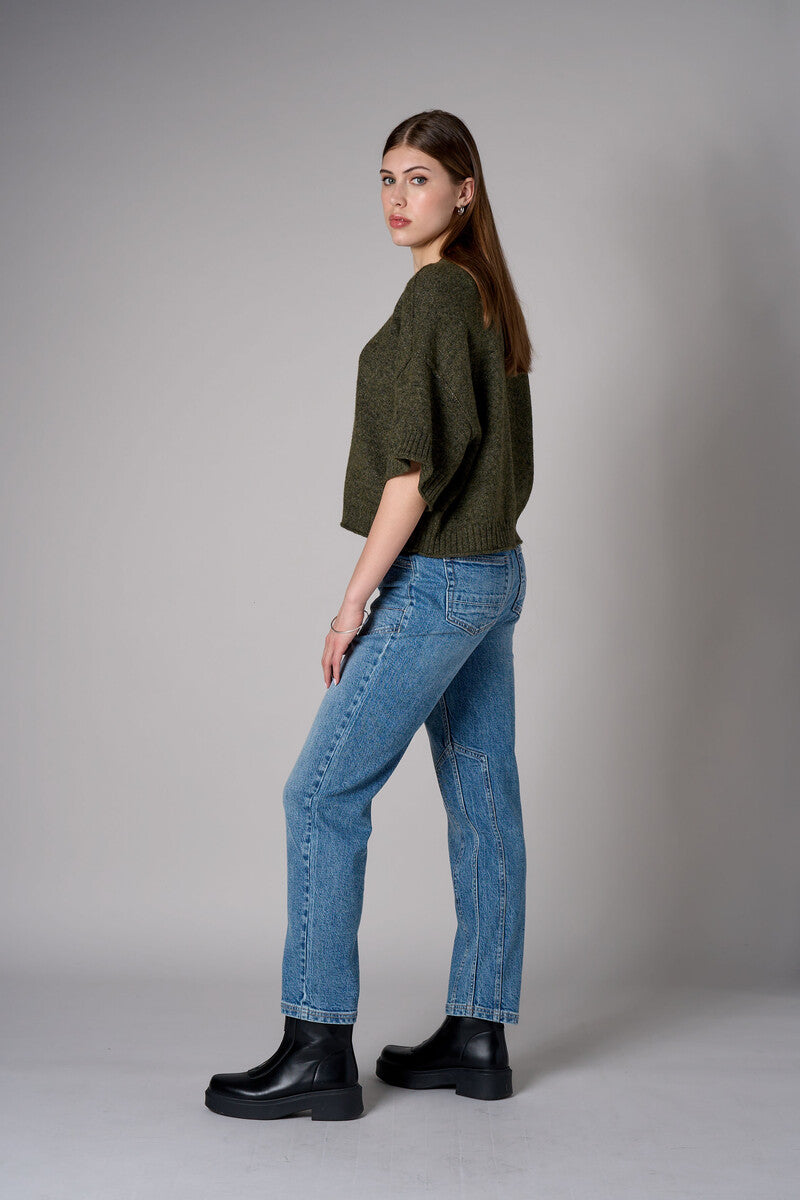 Patch Pocket Tapered Jean in Indigo