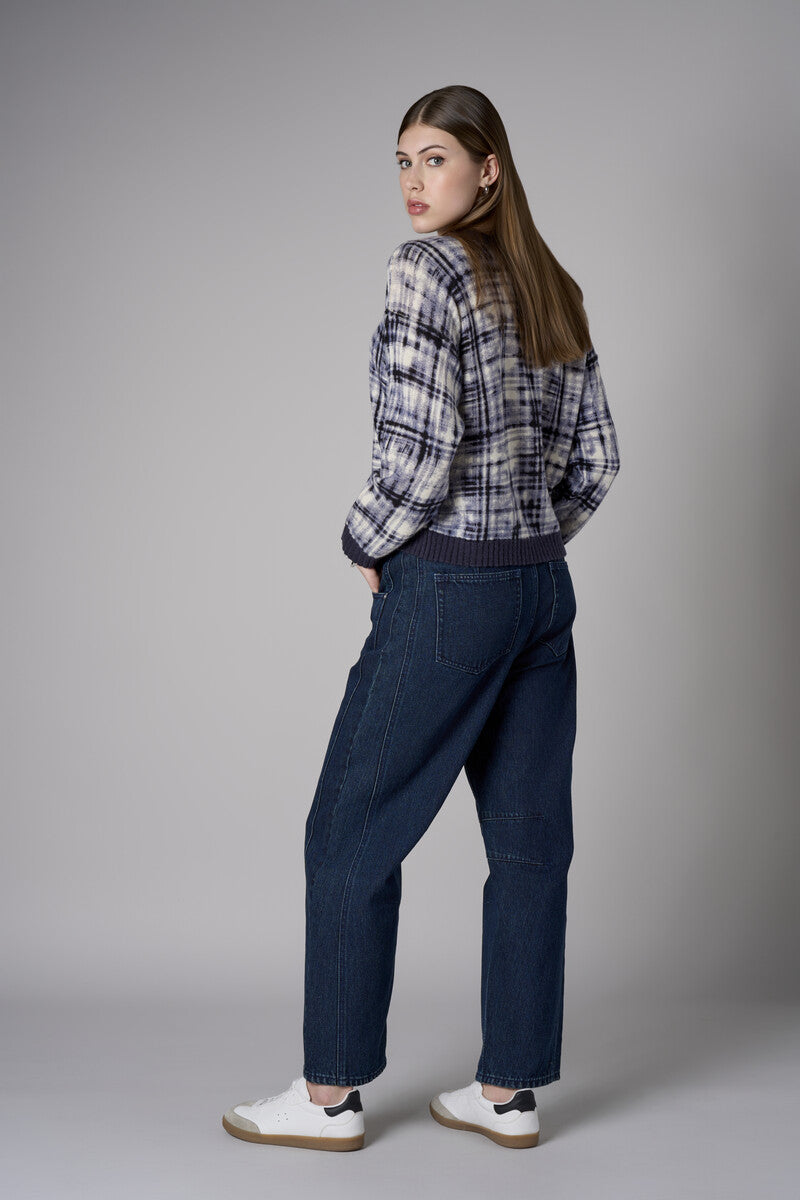 Indigo Wash Barrel Leg Jean