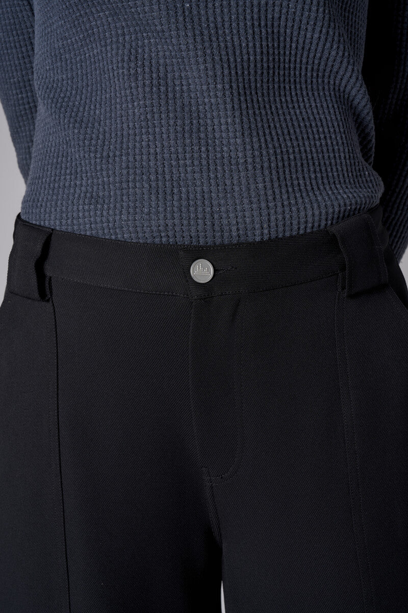 Love your look in the exclusive &#39;Black&#39; Wide Leg Cargo Pant.