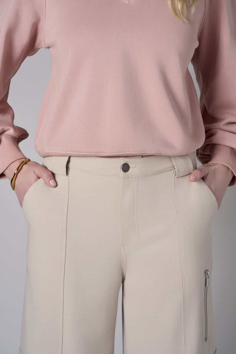 The perfect blend of style and color: 'Bone White' Wide Leg Cargo Pant.