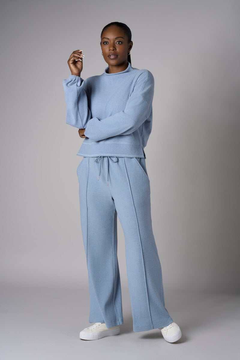 Fall in love with the distinctive 'Sky' Pintuck Lounge Pant – a must-have for any wardrobe.
