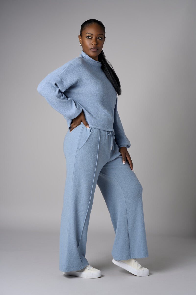 Fall in love with the distinctive 'Sky' Pintuck Lounge Pant – a must-have for any wardrobe.