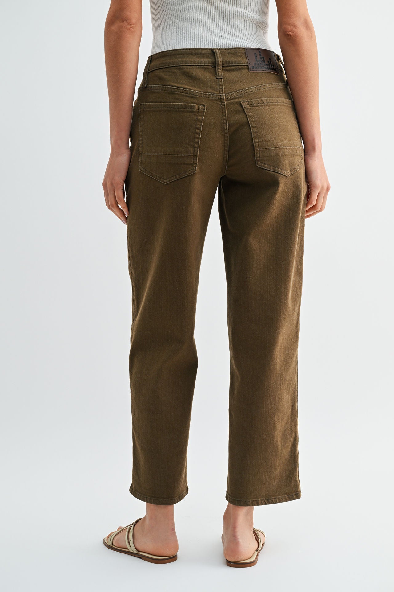 Olive Relaxed Leg Jean