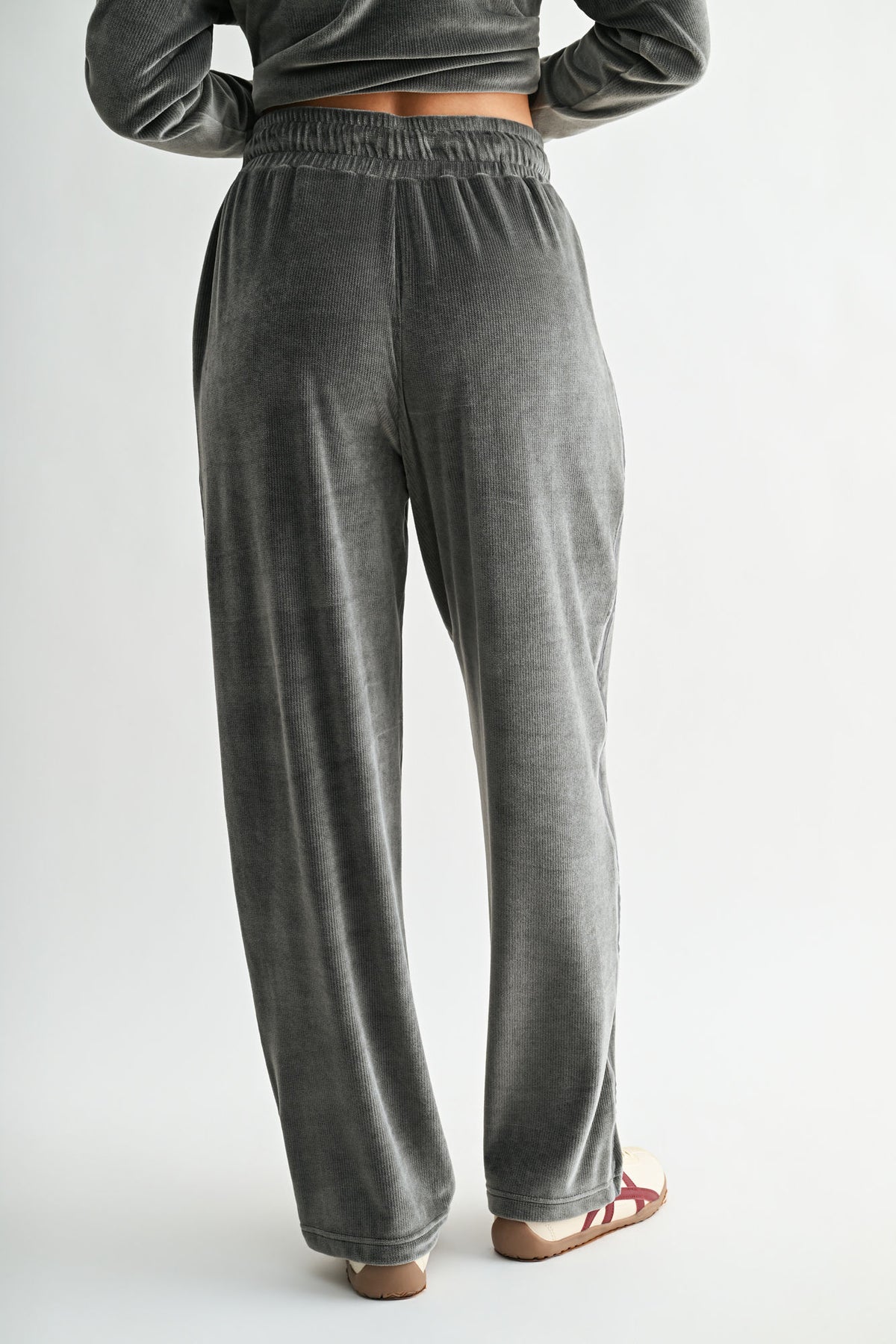 Charcoal Petite Barrel Leg Sweatpant