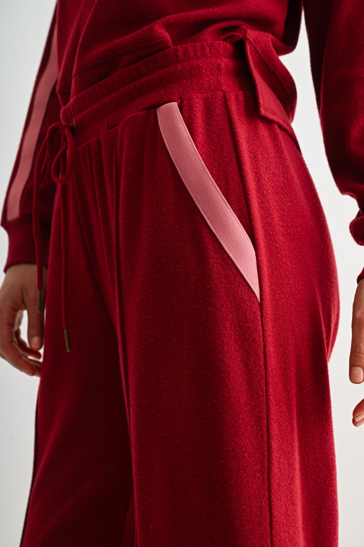 Burgundy Pintuck Track Lounge Pant