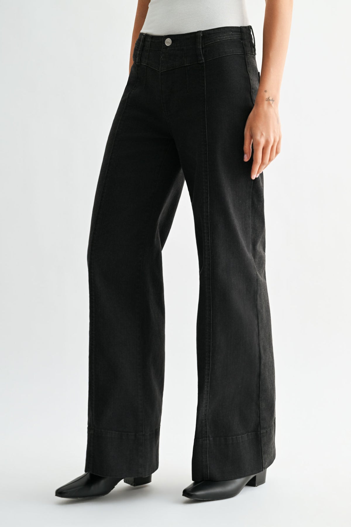 Black Seamed Wide Leg Pant
