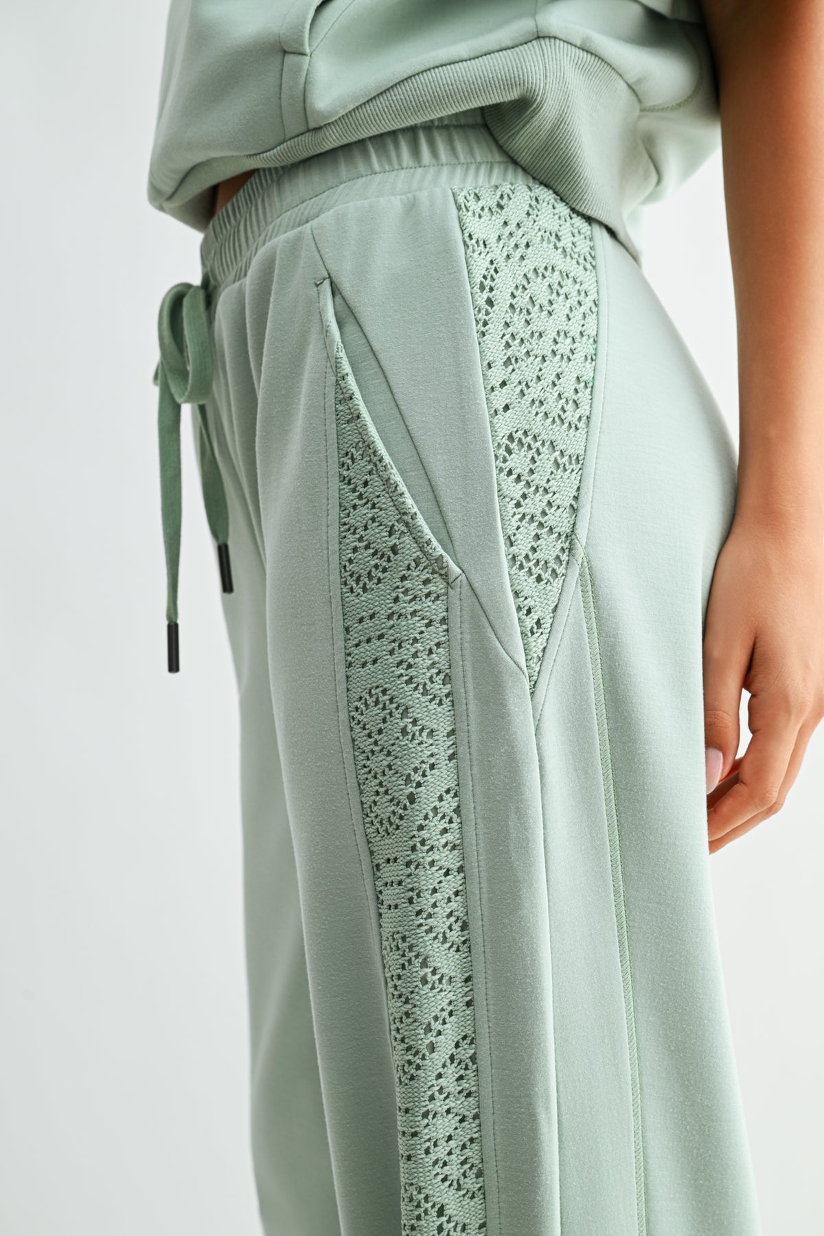 Soft Sage Lace Mixed Lounge Pant