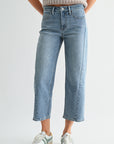 Light Antique Wash Forward Seam Cropped Jean