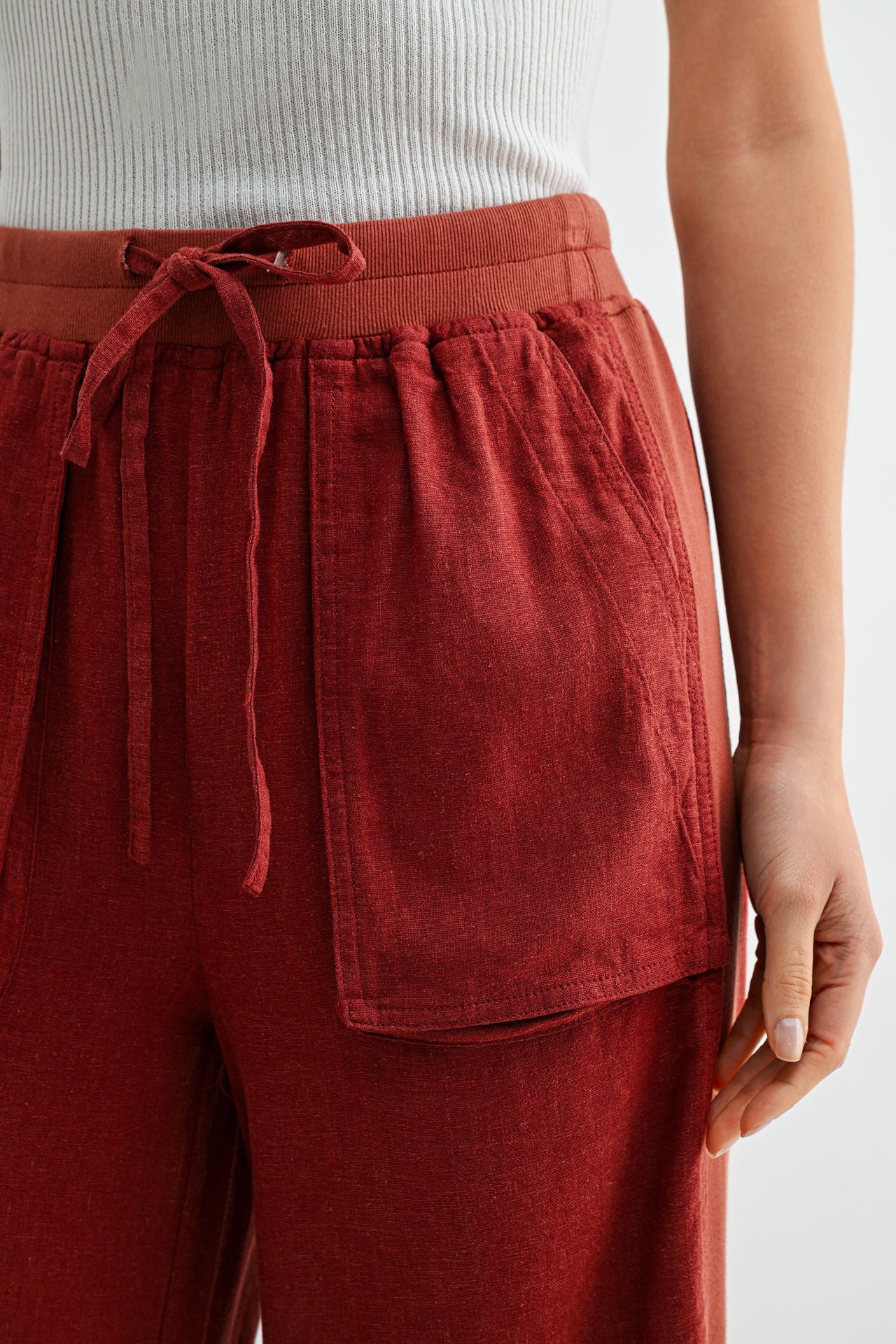 Paprika Relaxed Patch Pocket Crop