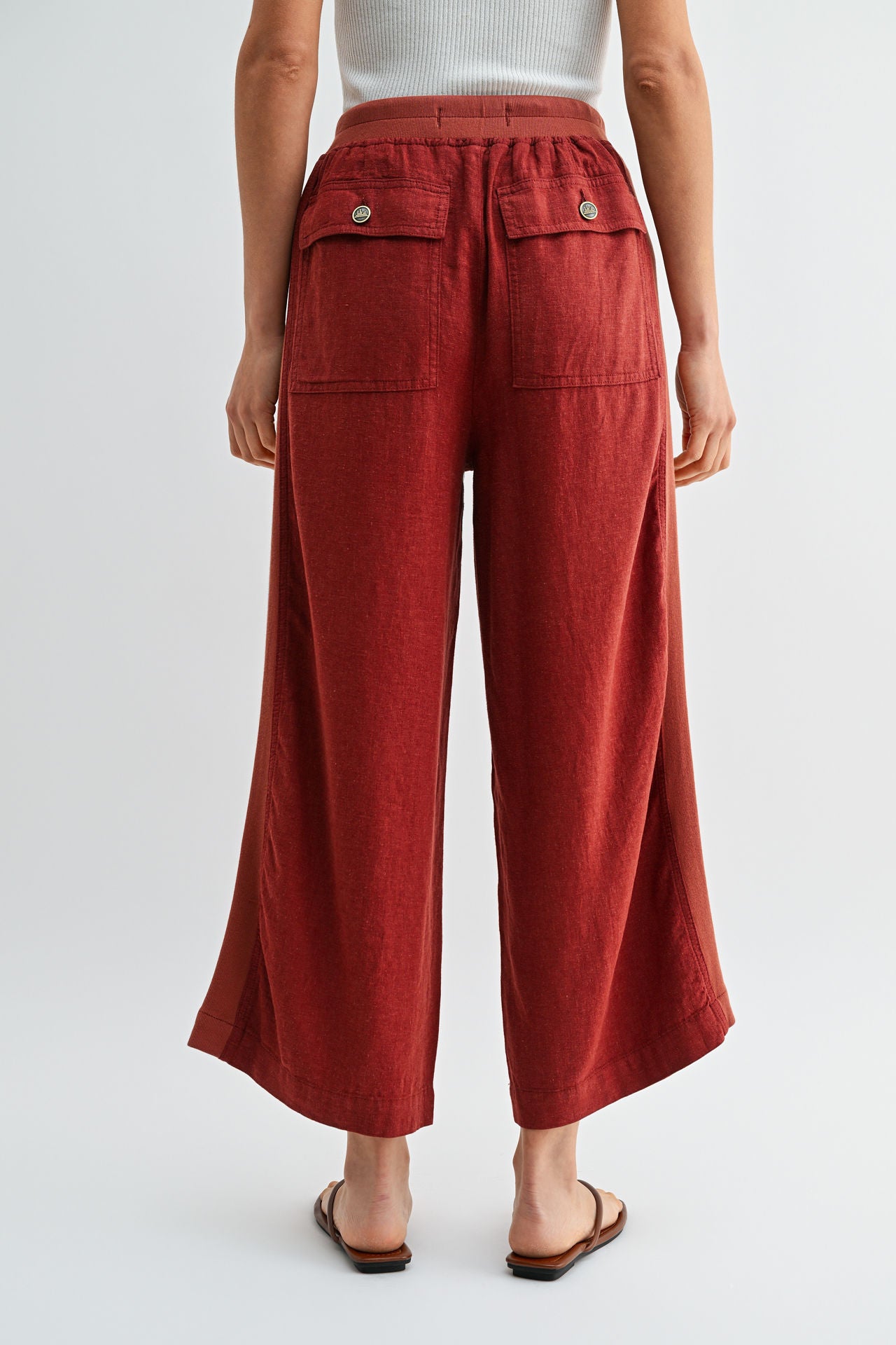 Paprika Relaxed Patch Pocket Crop