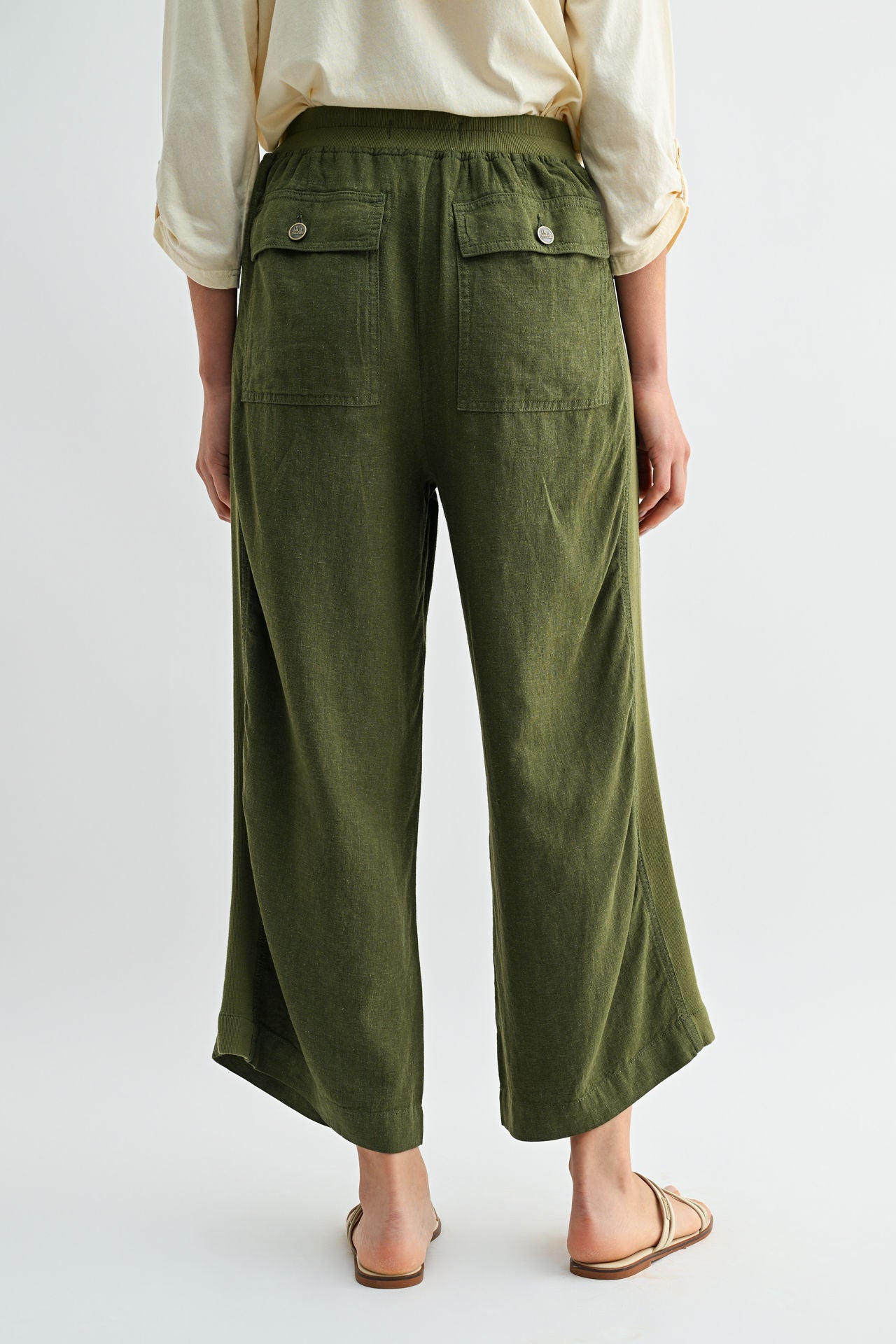 Pine Relaxed Patch Pocket Crop