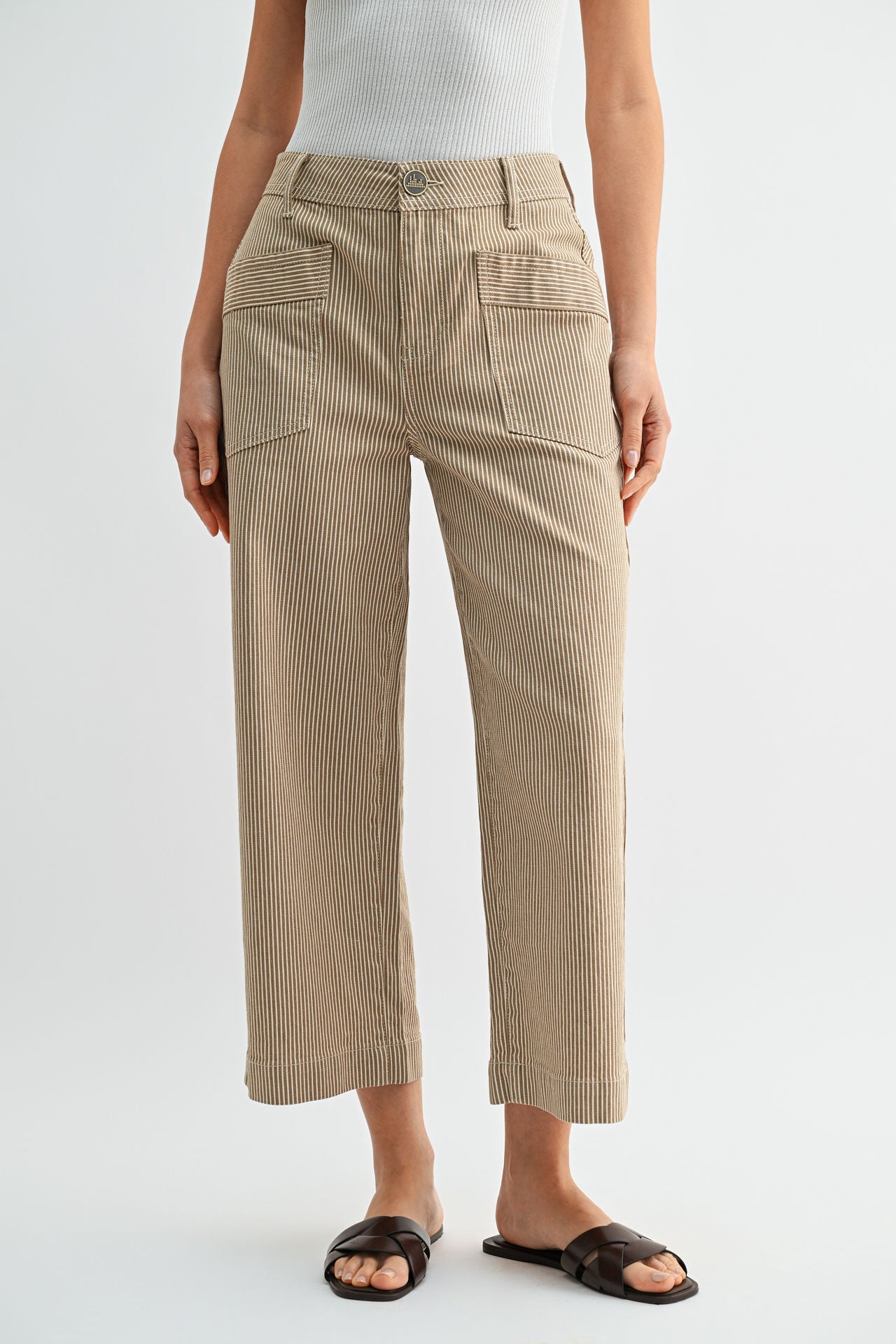 Burlap Wide Crop Patch Pocket Pant
