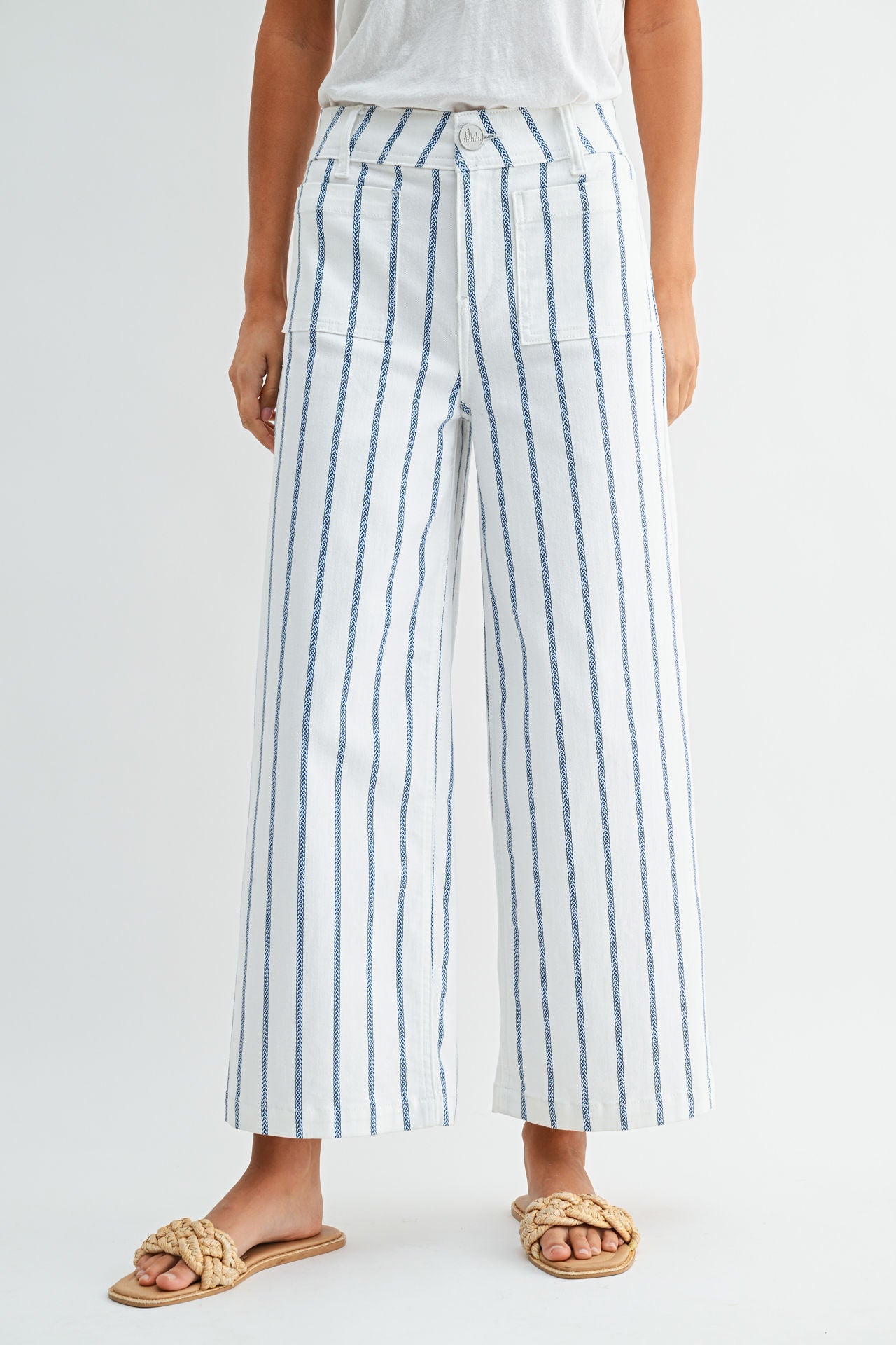 White Wide Leg Patch Pocket Crop Pant