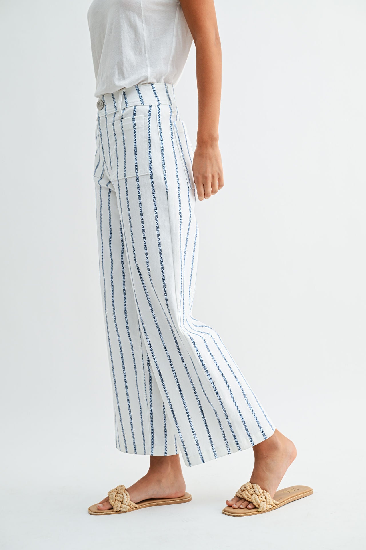White Wide Leg Patch Pocket Crop Pant