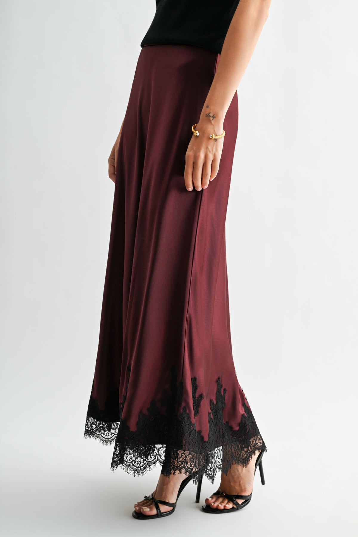 Aubergine Midi Lace Hem Skirt