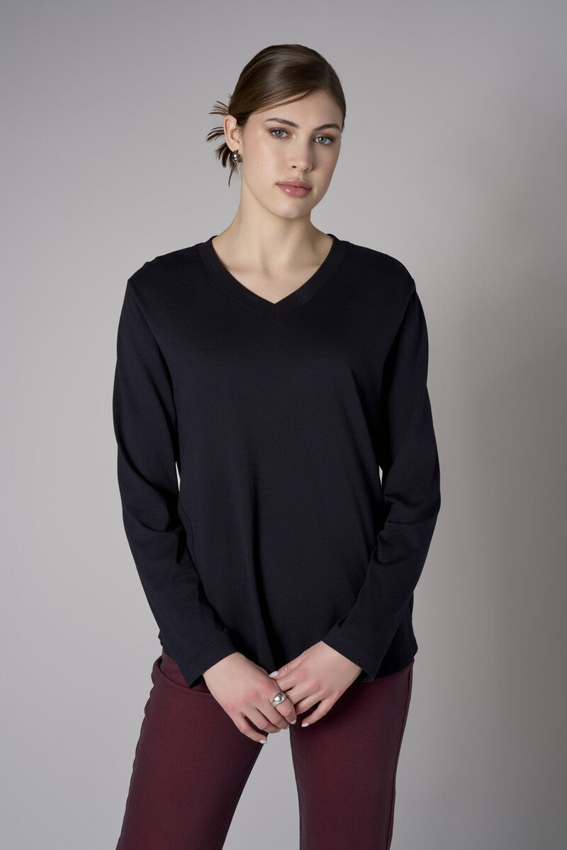 Upgrade your collection with the refreshing 'Black' Beth Long Sleeve T-Shirt.