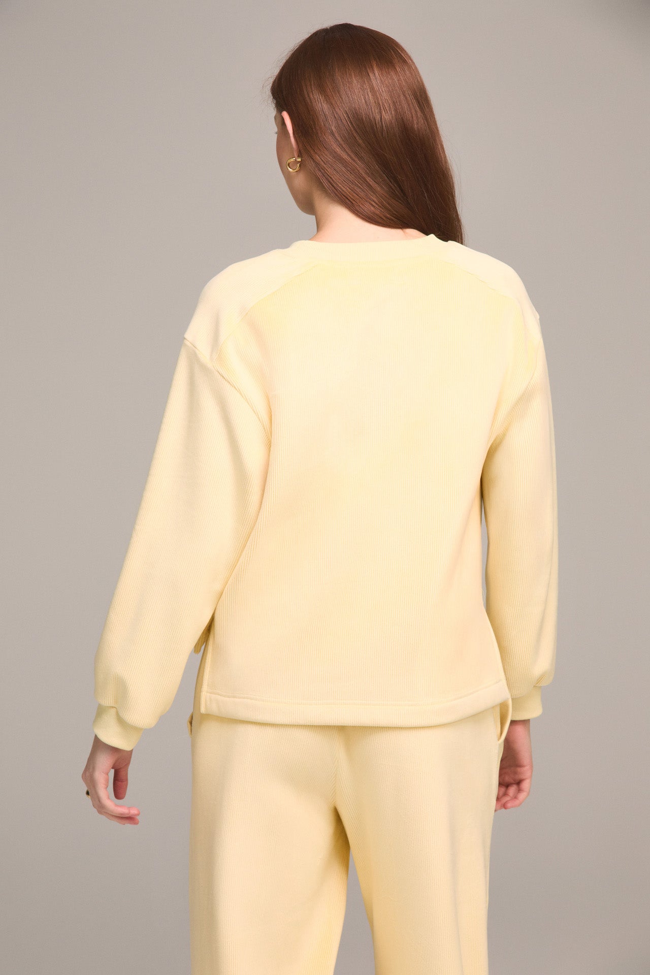 Sunlight Knit Cord Hi-Low Hem Sweatshirt