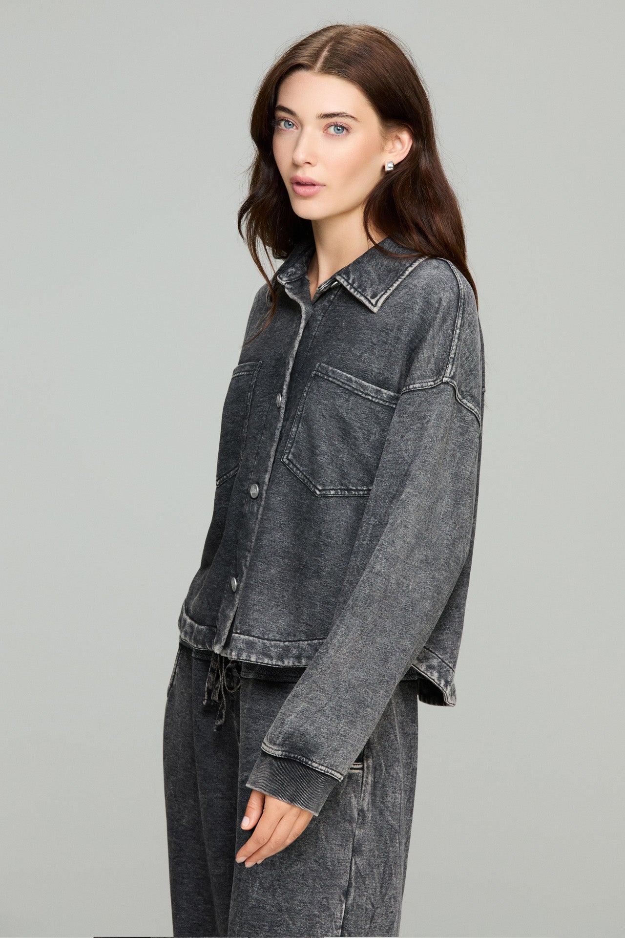 Black Cropped Knit Shacket
