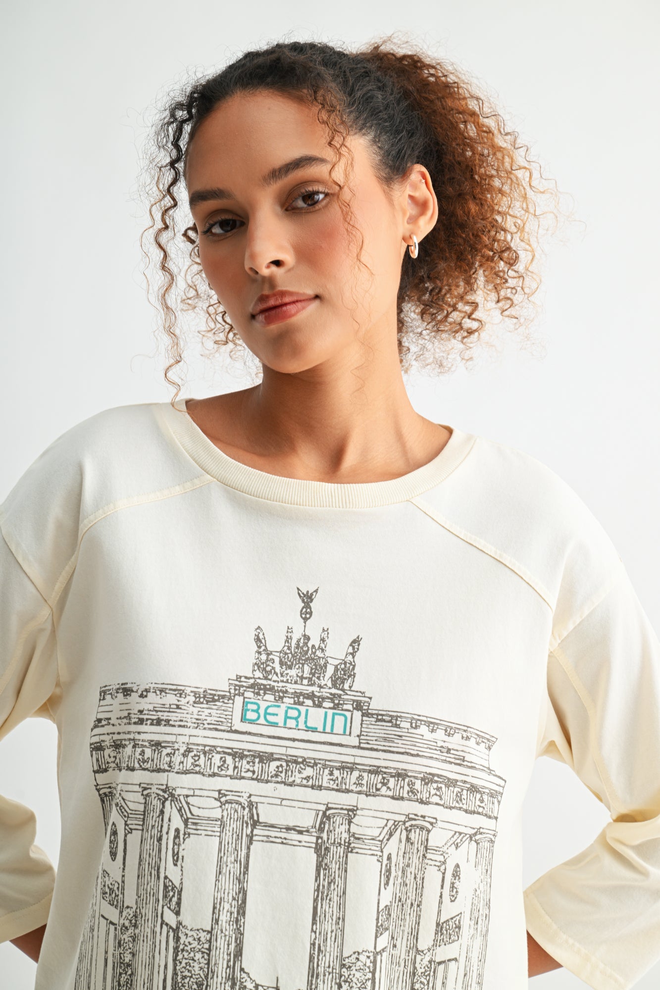 Gardenia Berlin Graphic Tee