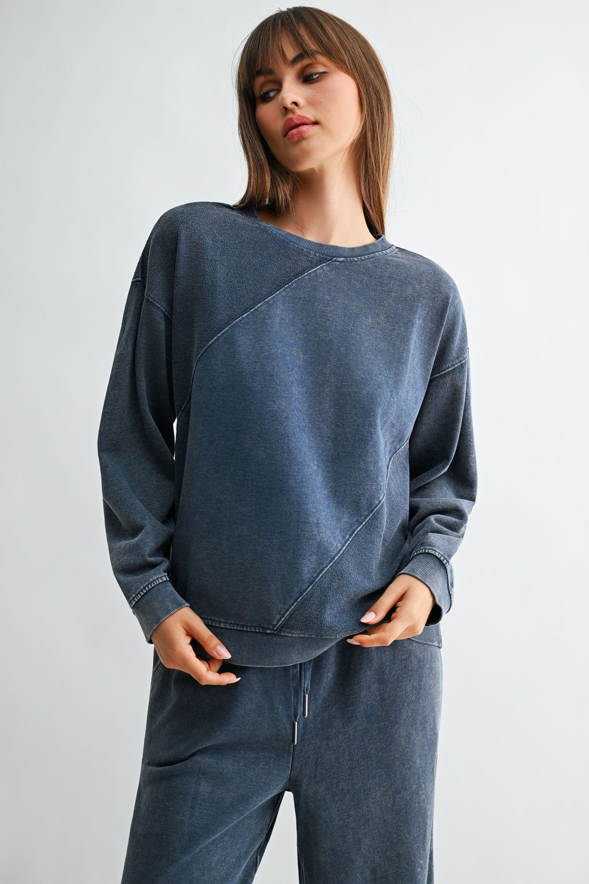 Navybean Long Sleeve Crew Neck Spliced Sweatshirt