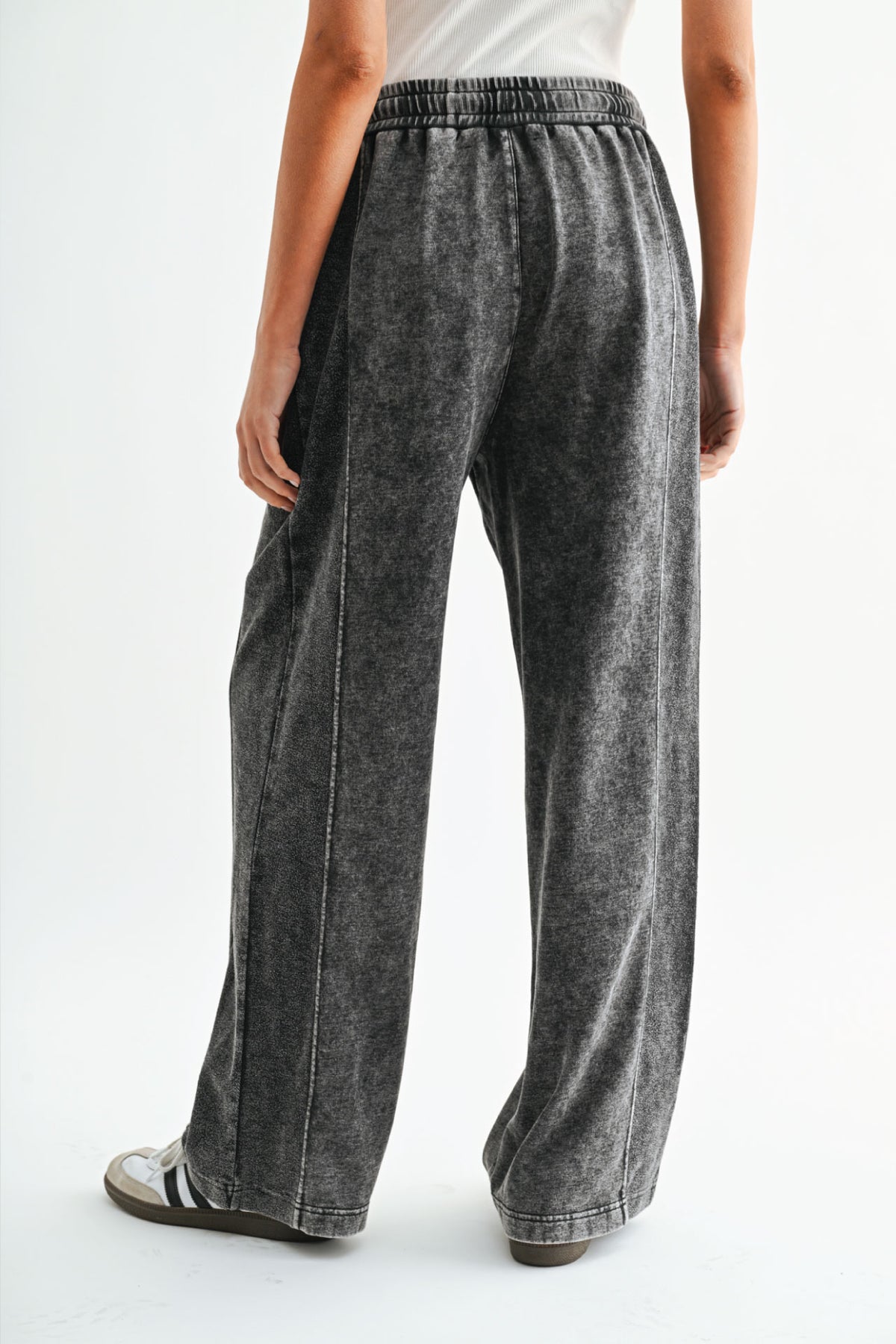 Black V-Yoke Lounge Pant