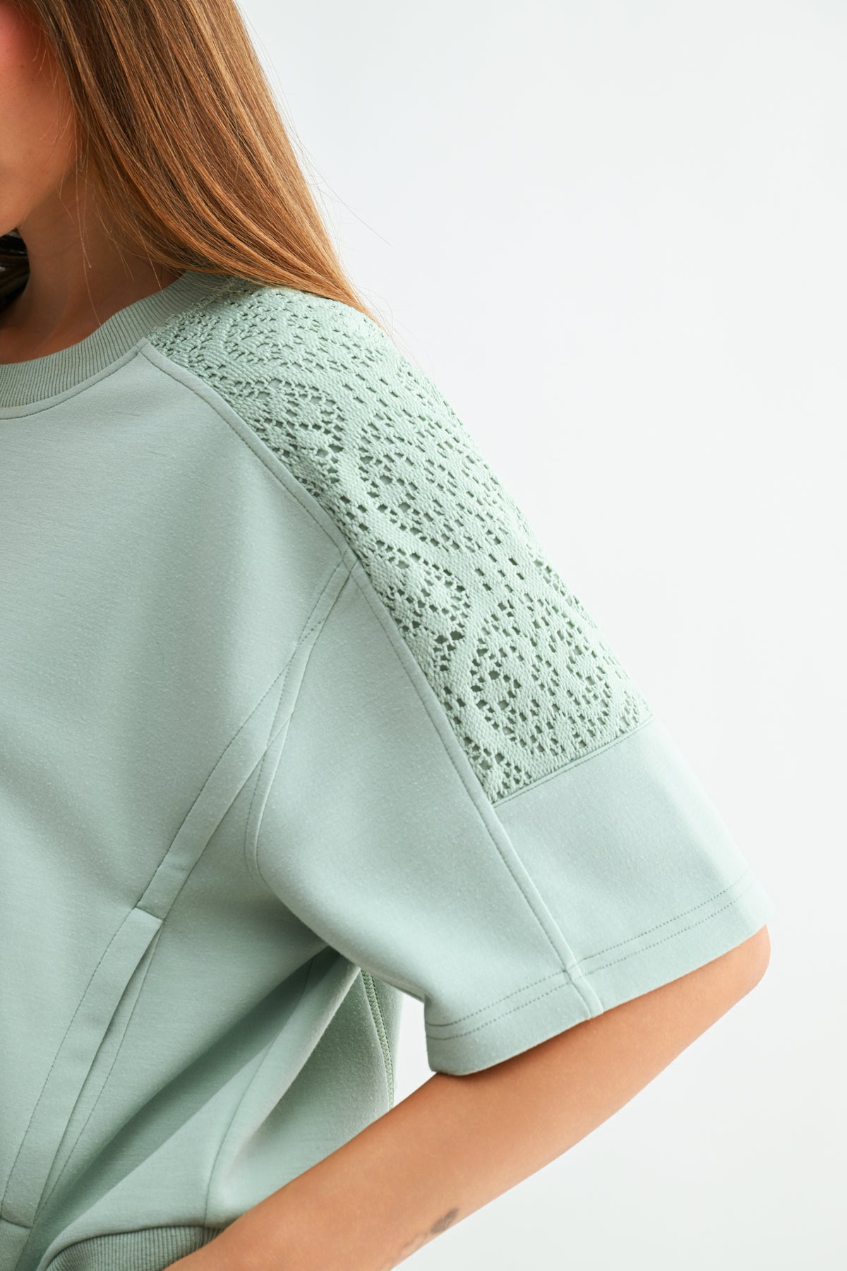 Soft Sage Plus-Size Short Sleeve Lace Mixed Sweatshirt
