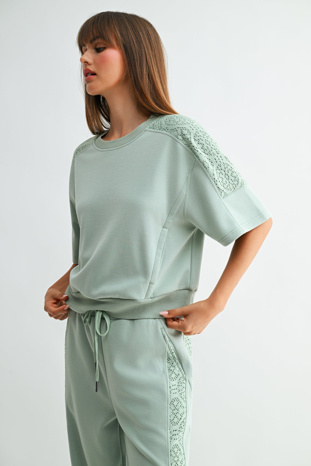 Soft Sage Plus-Size Short Sleeve Lace Mixed Sweatshirt
